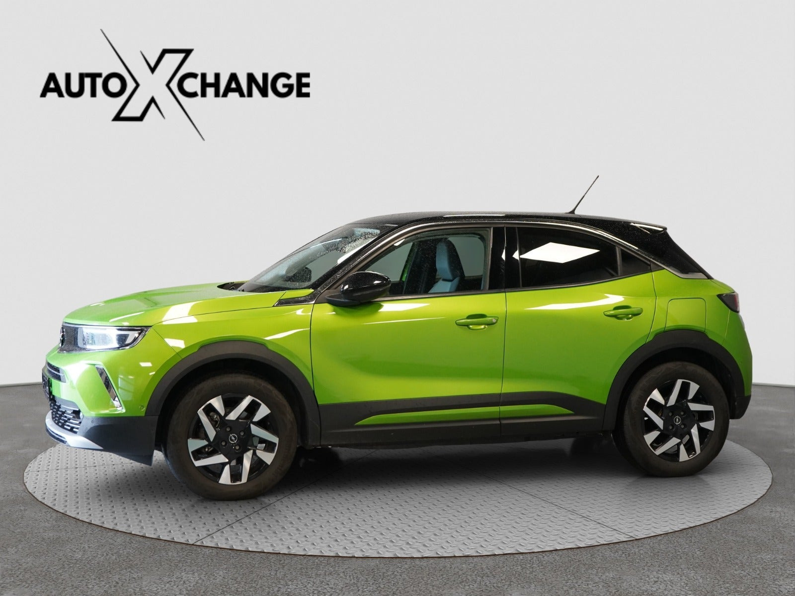 Grøn Opel Mokka-e fra 2023