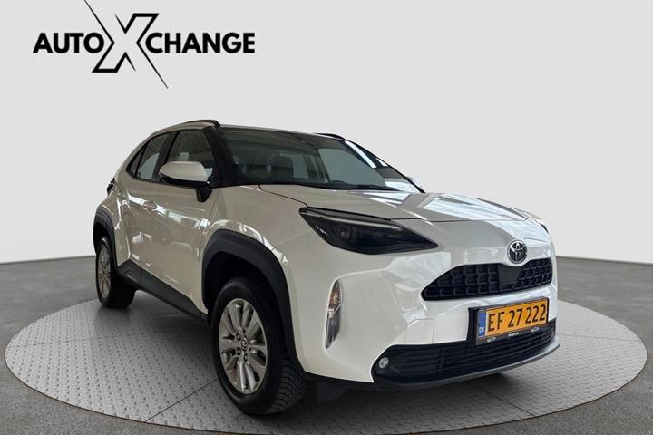 Hvid Toyota Yaris Cross fra 2024