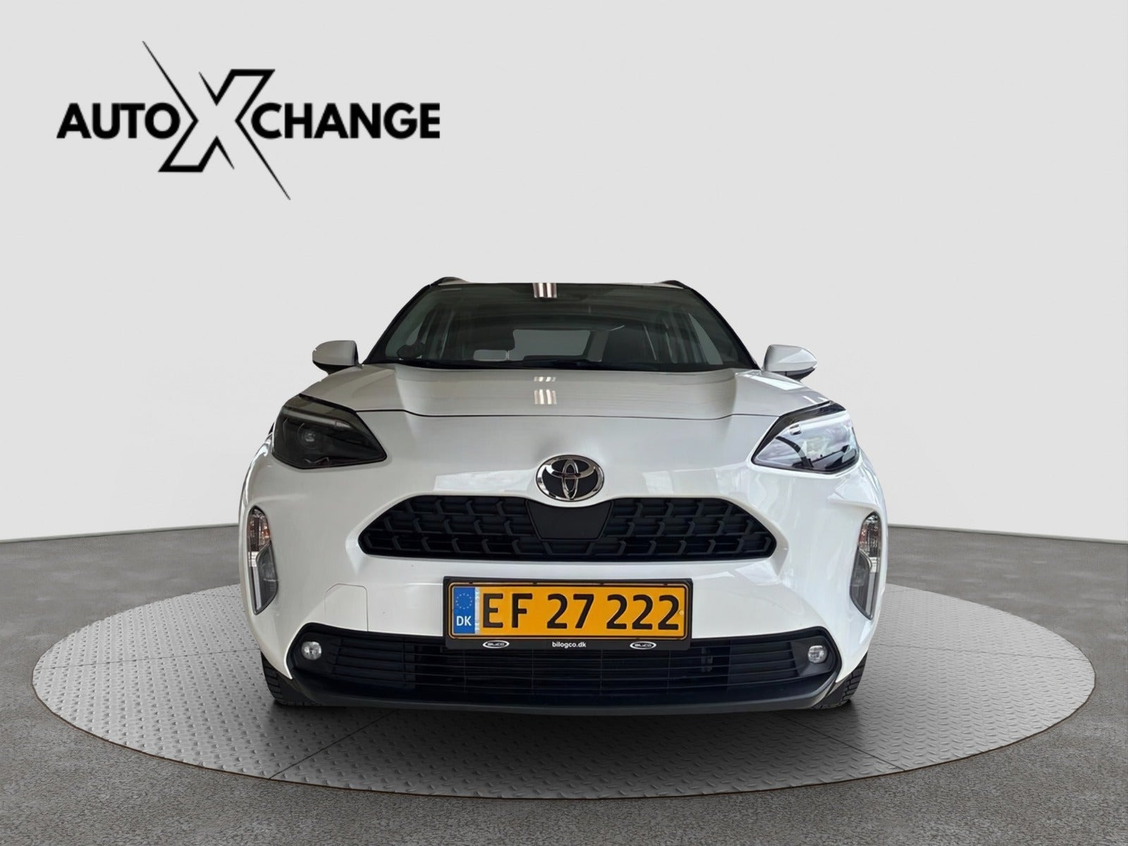 Hvid Toyota Yaris Cross fra 2024