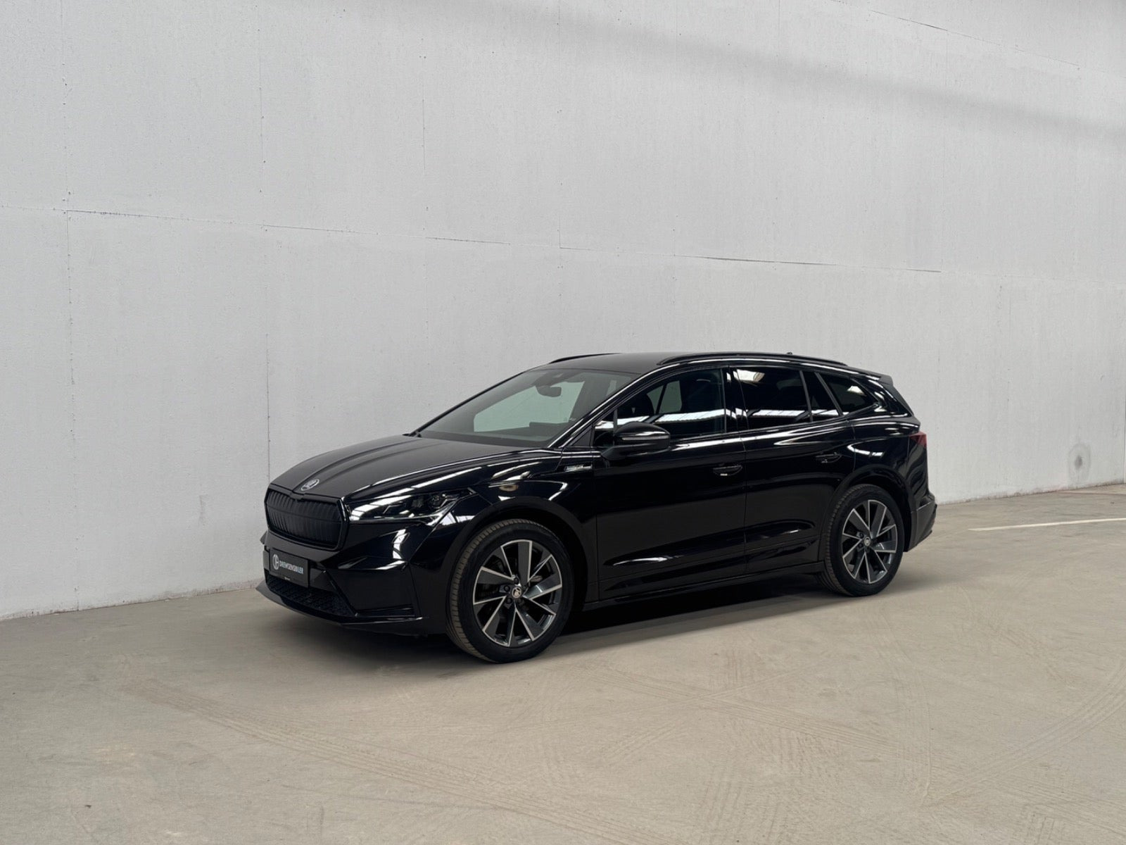 Sort Skoda Enyaq fra 2023