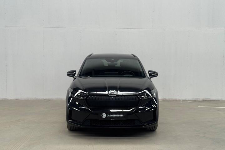 Sort Skoda Enyaq fra 2023