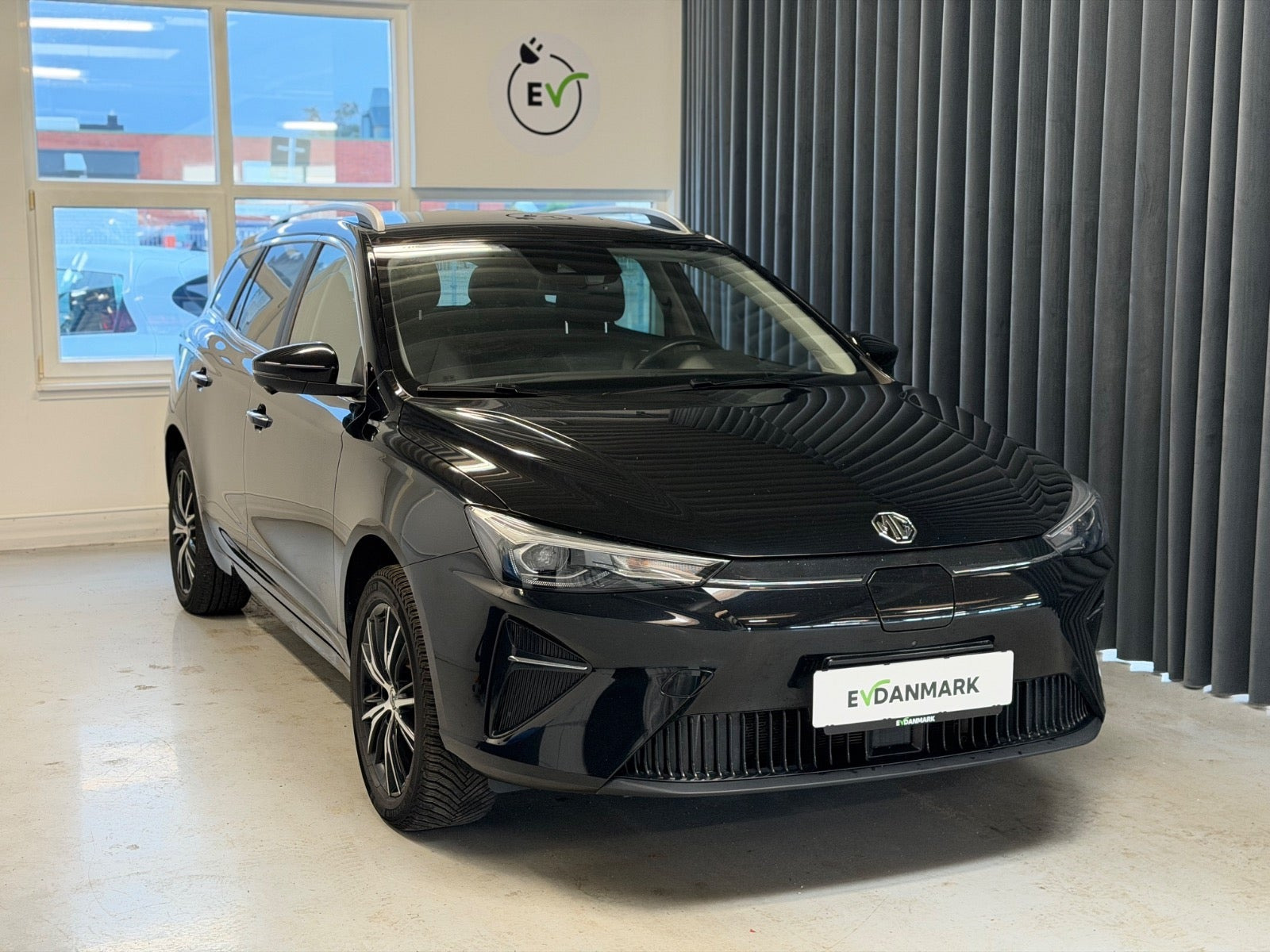 MG MG5 61 Luxury