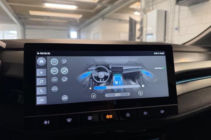 Sort MG MG5 fra 2023