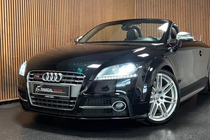 Sort Audi TTS fra 2013