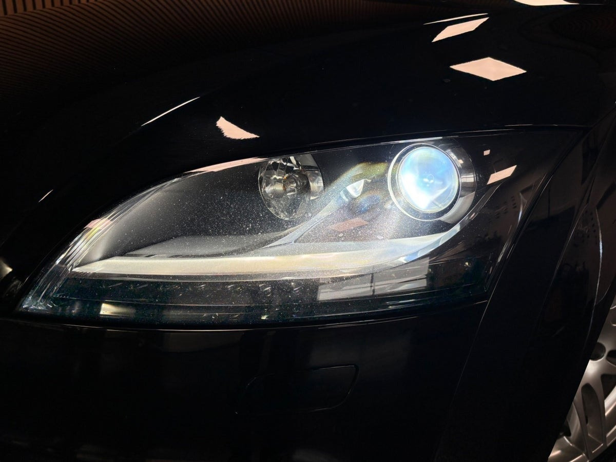 Sort Audi TTS fra 2013