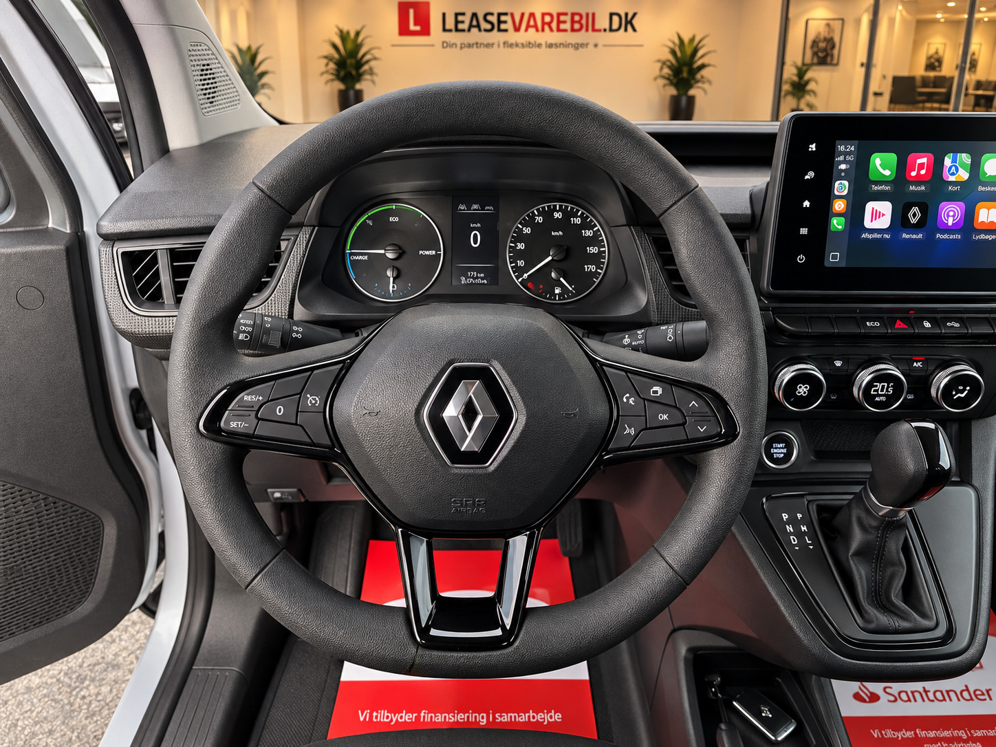 Grå Renault Kangoo fra 2023