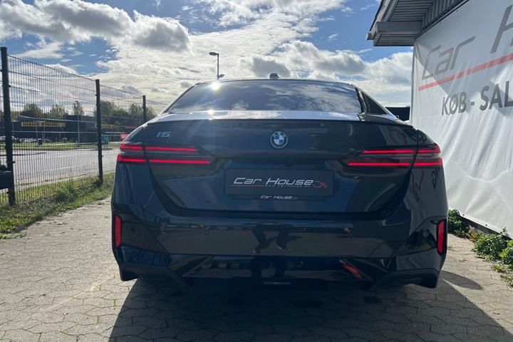 undefined BMW i5 fra 2024