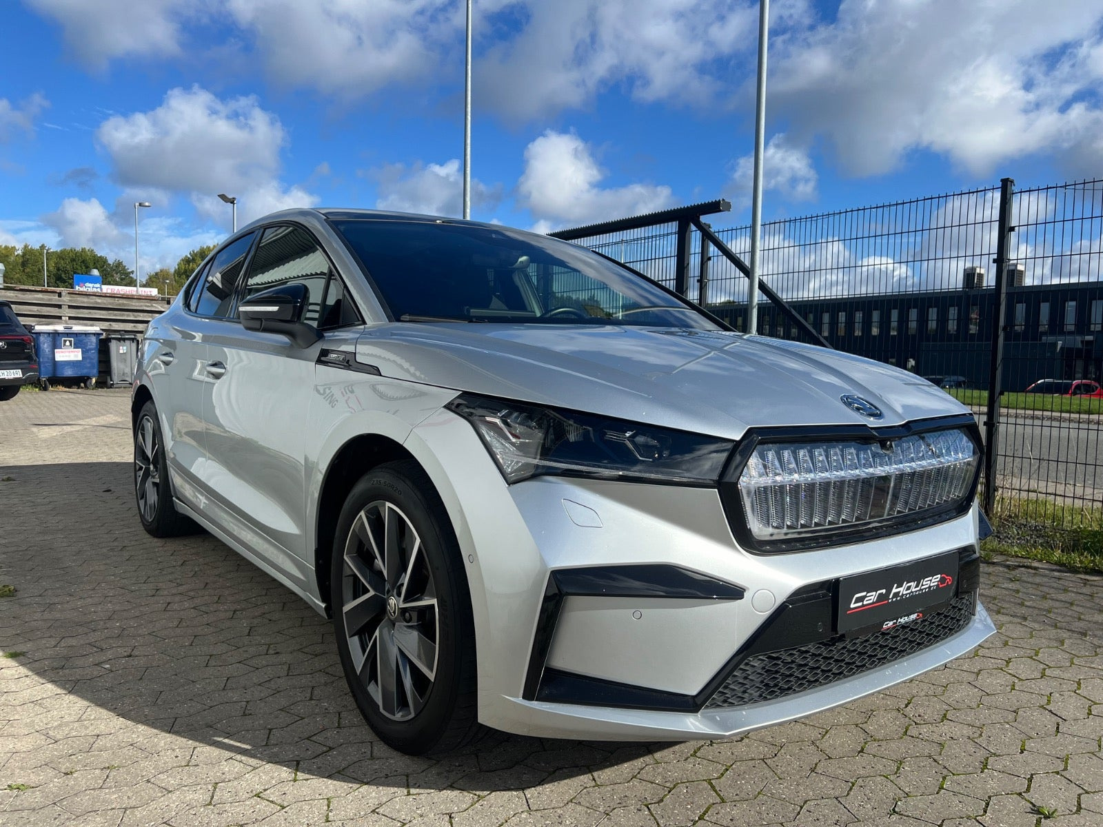 Sølv Skoda Enyaq fra 2024