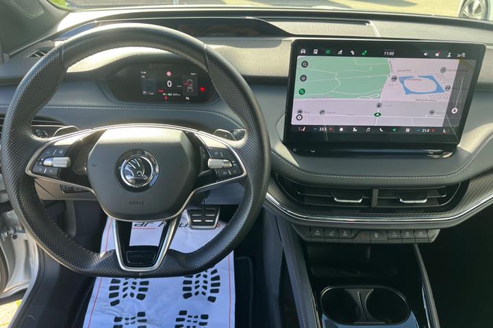 Sølv Skoda Enyaq fra 2024