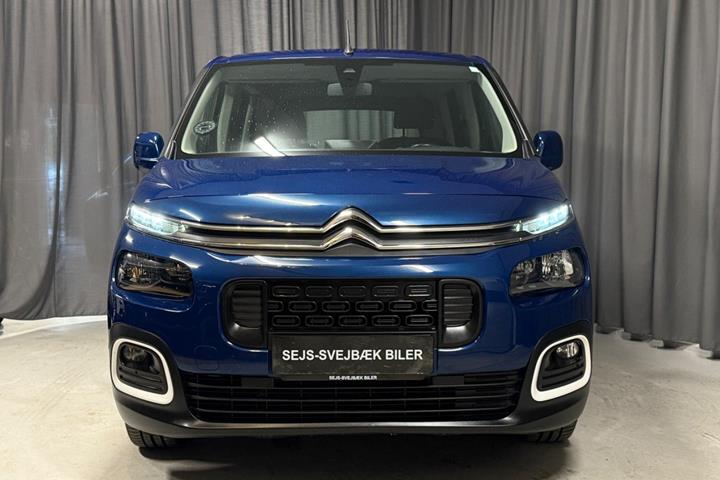 Blå Citroën Berlingo fra 2021