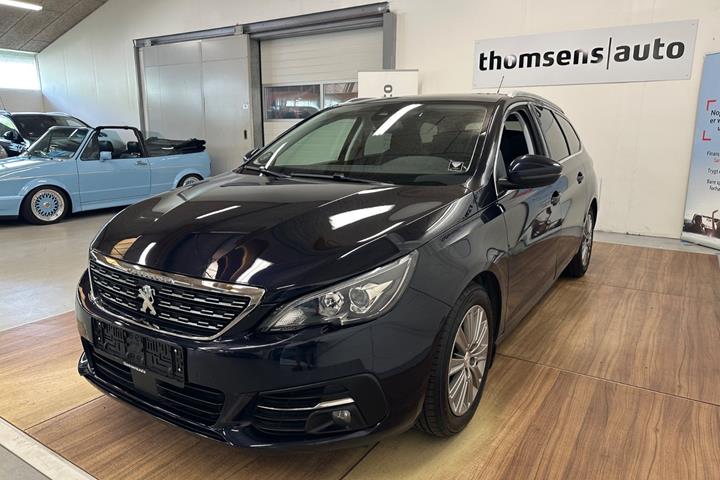 Blå Peugeot 308 fra 2019
