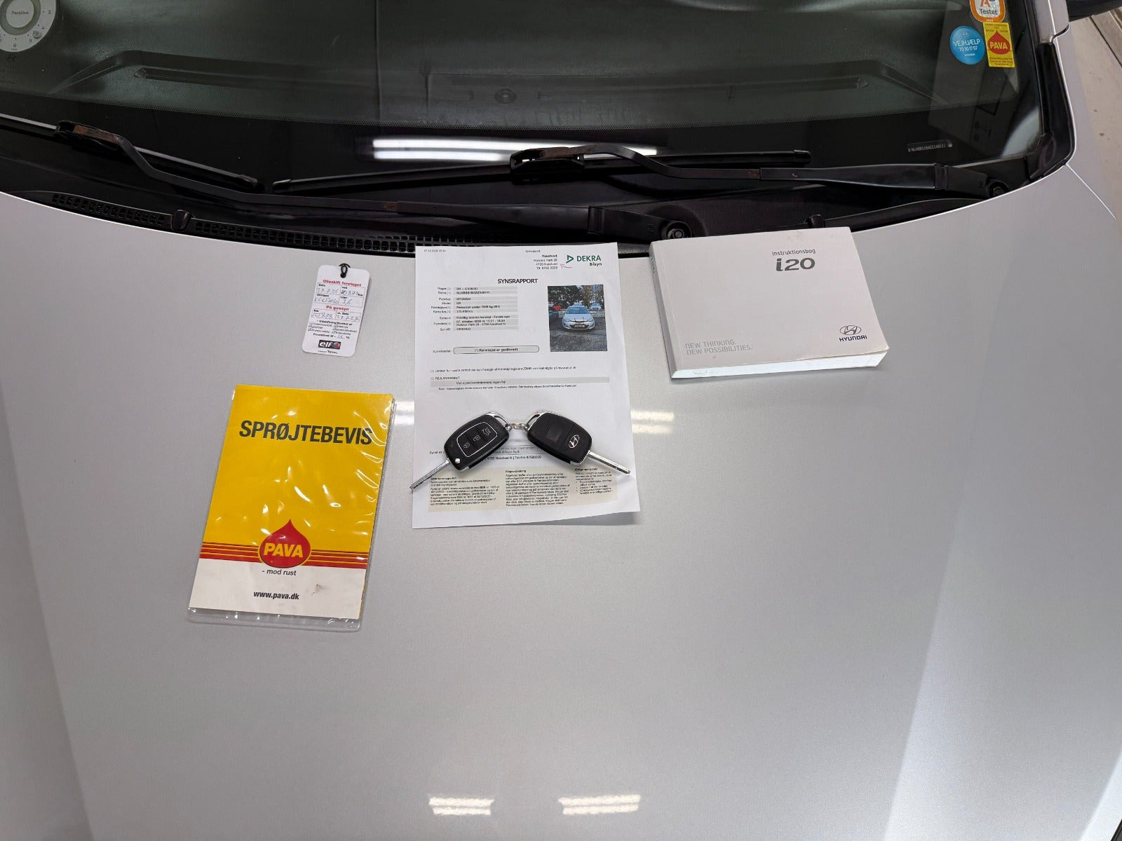 Sølv Hyundai i20 fra 2012