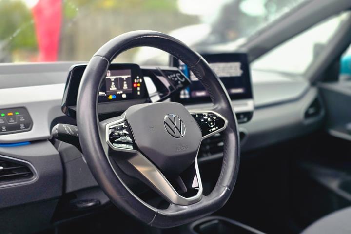 Grøn VW ID.3 fra 2021
