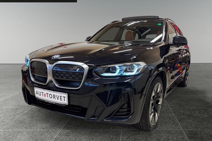 Sort BMW iX3 fra 2023