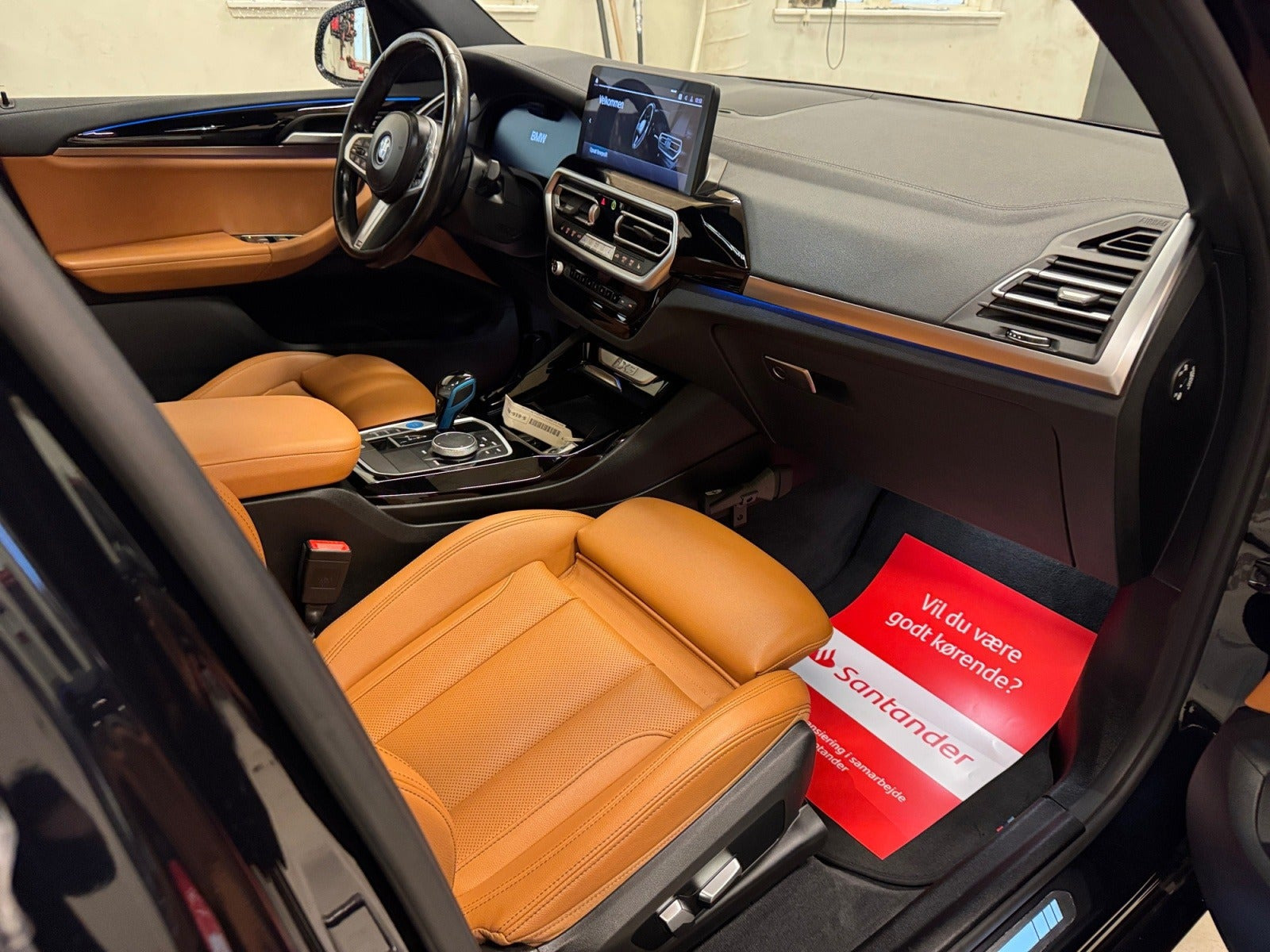 Sort BMW iX3 fra 2023