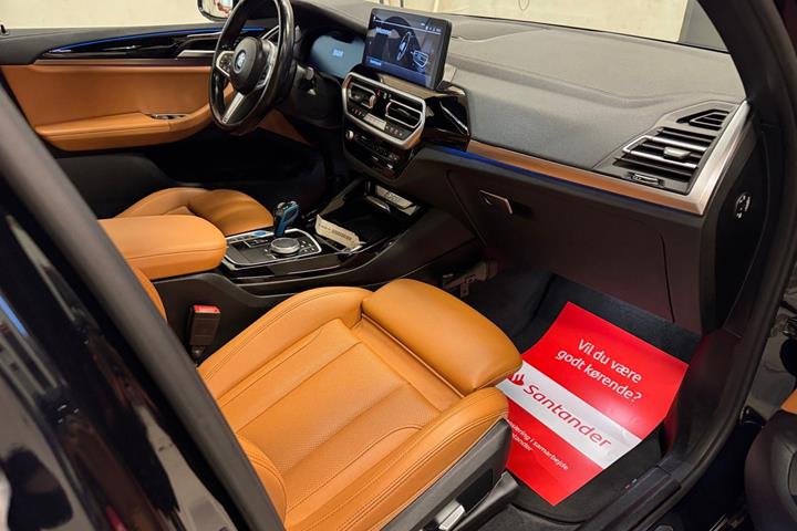 Sort BMW iX3 fra 2023