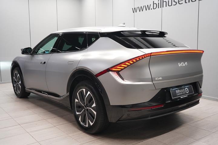 Grå Kia EV6 fra 2023