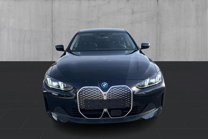 Sort BMW i4 fra 2025