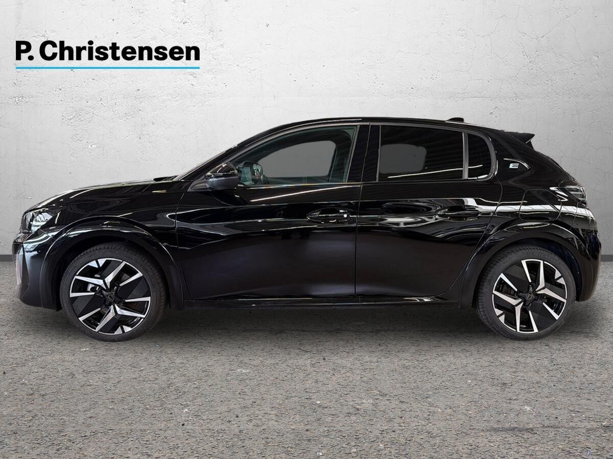 Sort Peugeot e-208 fra 2025