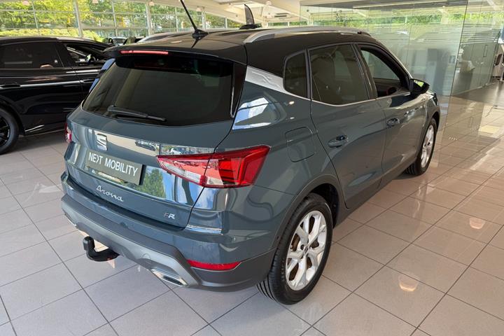 Blå Seat Arona fra 2025