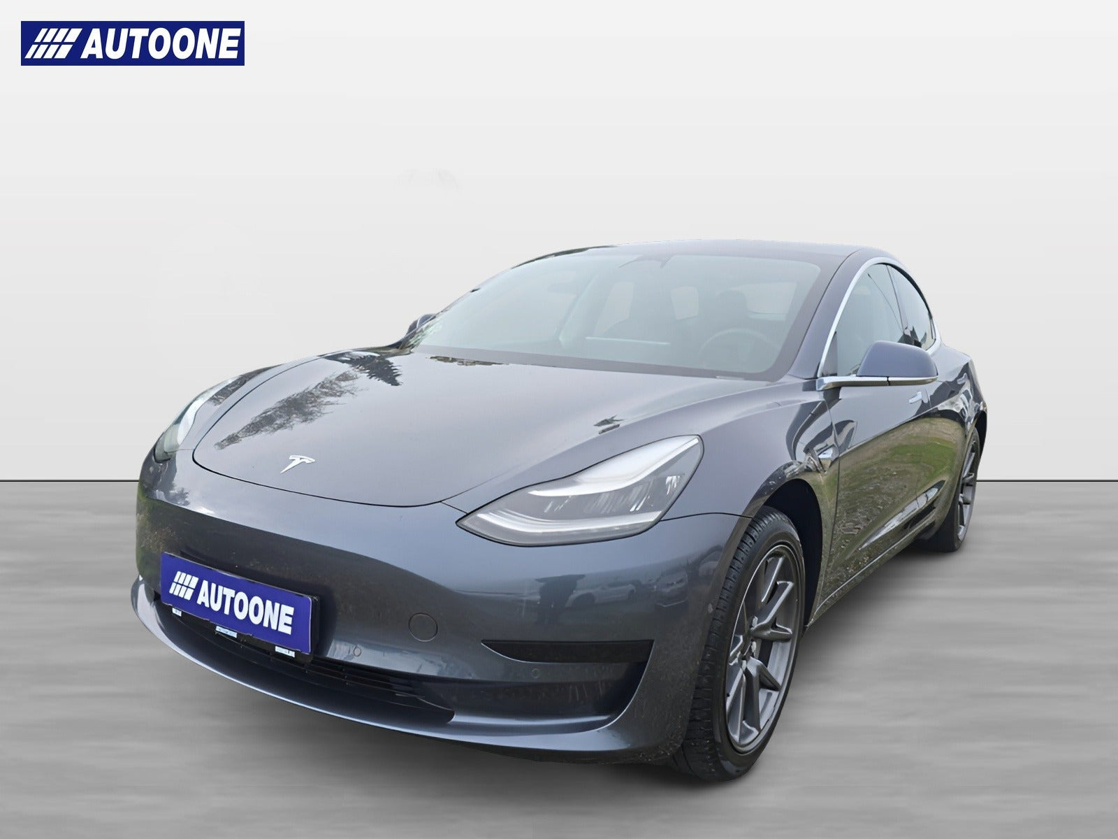 Tesla Model 3 Standard Range+ RWD
