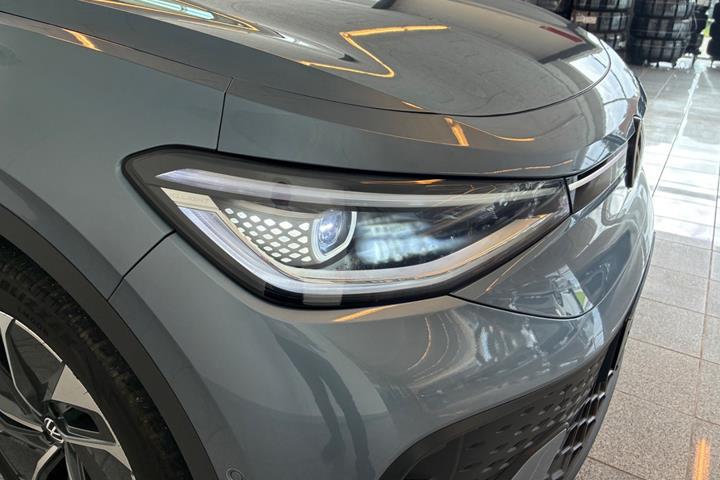 Blå VW ID.5 fra 2022