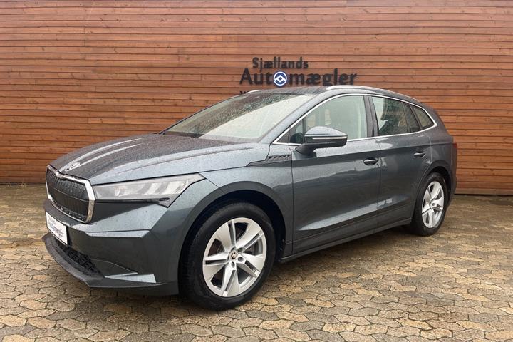 Grå Skoda Enyaq fra 2021