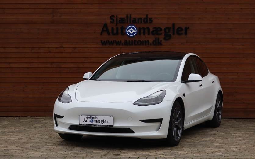 Tesla Model 3 Standard Range+ RWD