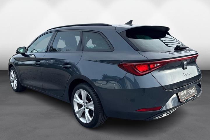 Grå Seat Leon fra 2021