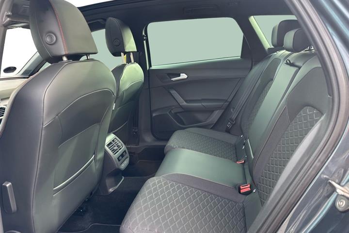 Grå Seat Leon fra 2021