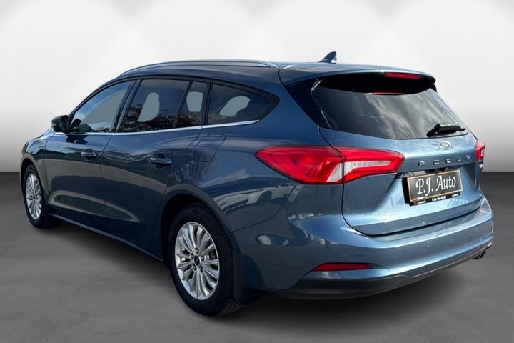 Blå Ford Focus fra 2021