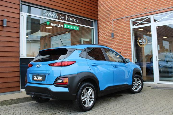 Blå Hyundai Kona fra 2018
