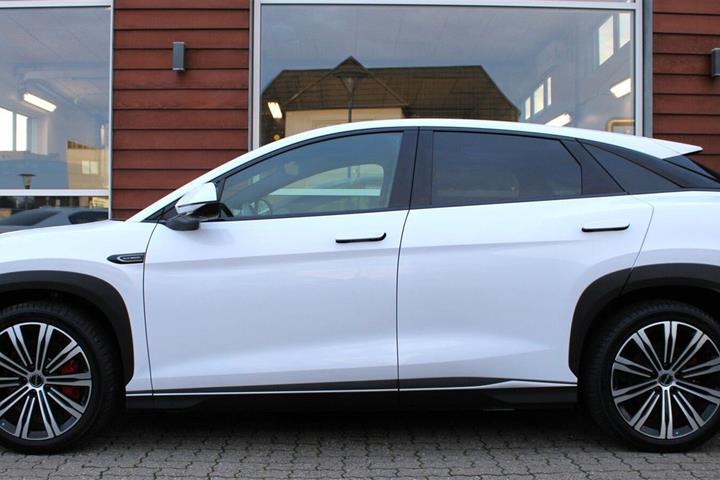 Hvid BYD Sealion 7 fra 2024