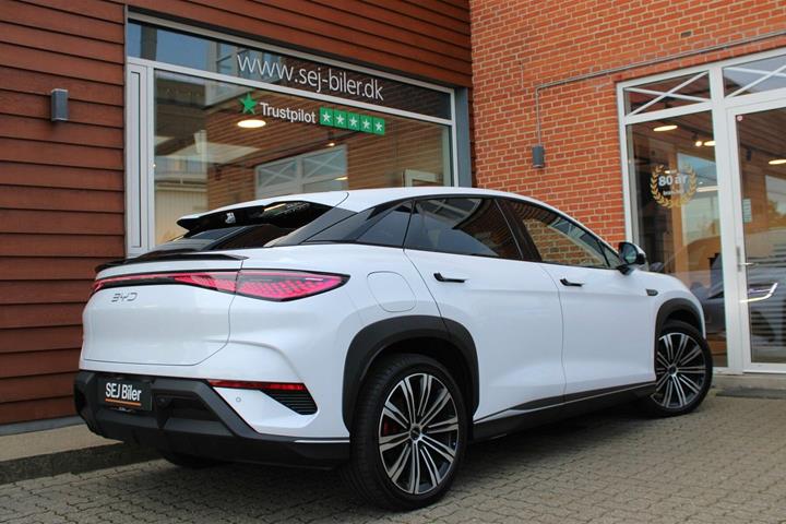 Hvid BYD Sealion 7 fra 2024