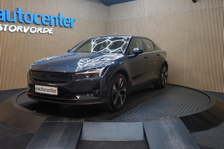 Blå Polestar 2 fra 2024