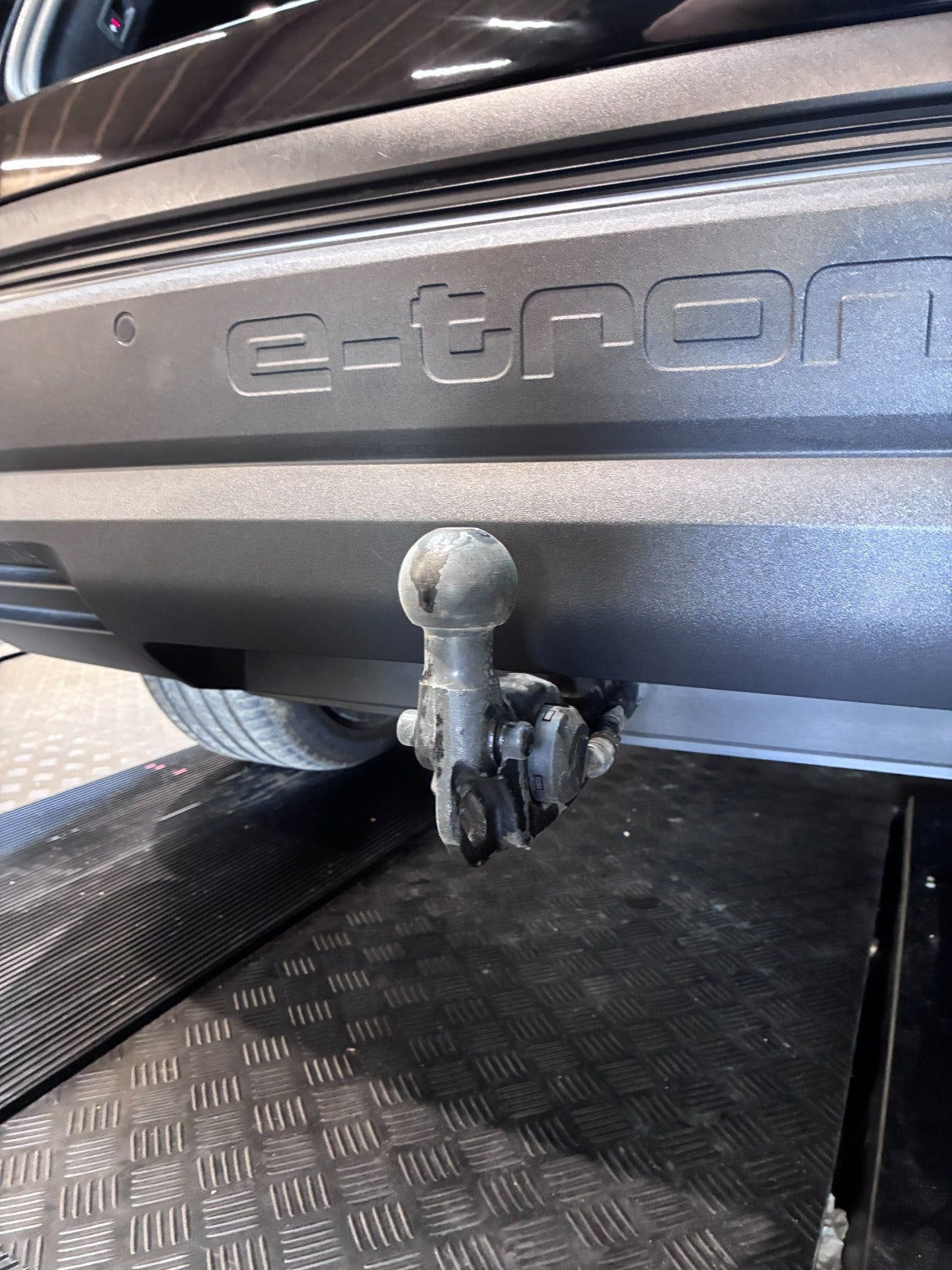 Sort Audi Q4 e-tron fra 2023