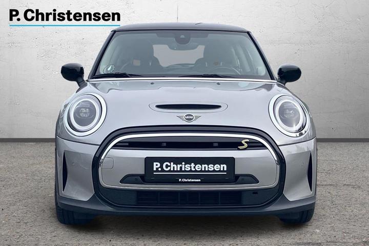 Sølv Mini Cooper SE fra 2023