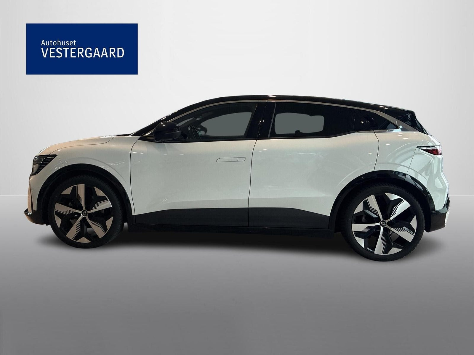 Hvid Renault Megane E-Tech fra 2023