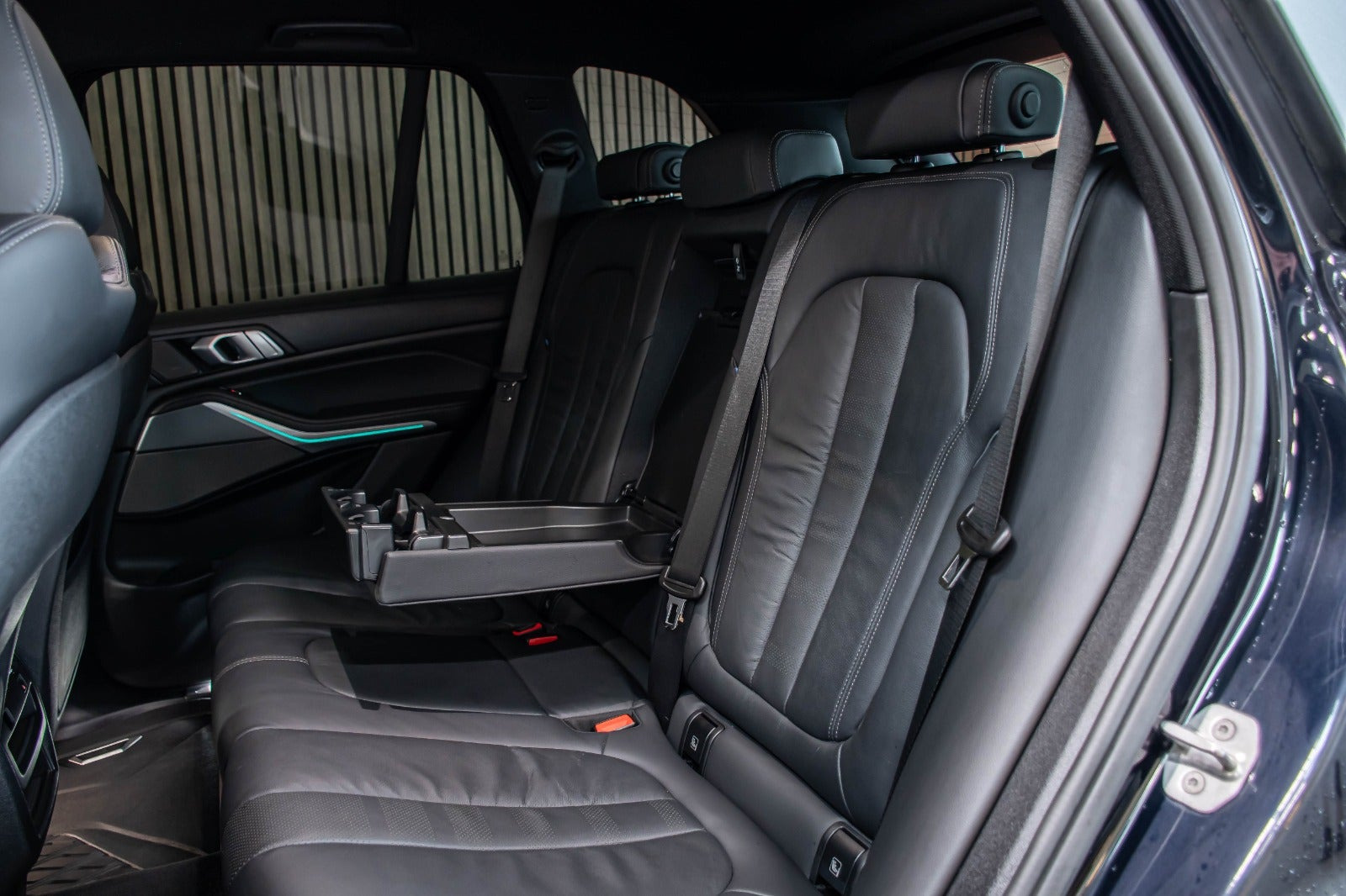 Sort BMW X5 fra 2020