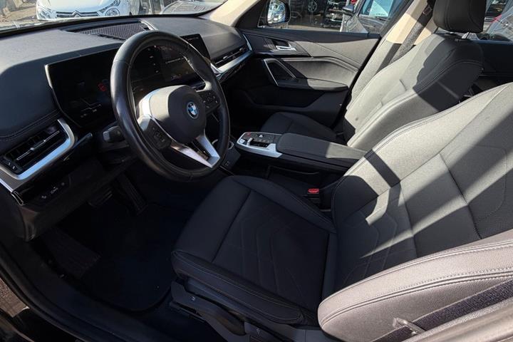 Sort BMW iX1 fra 2022