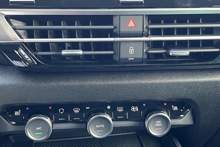 Hvid Citroën ë-C4 fra 2023