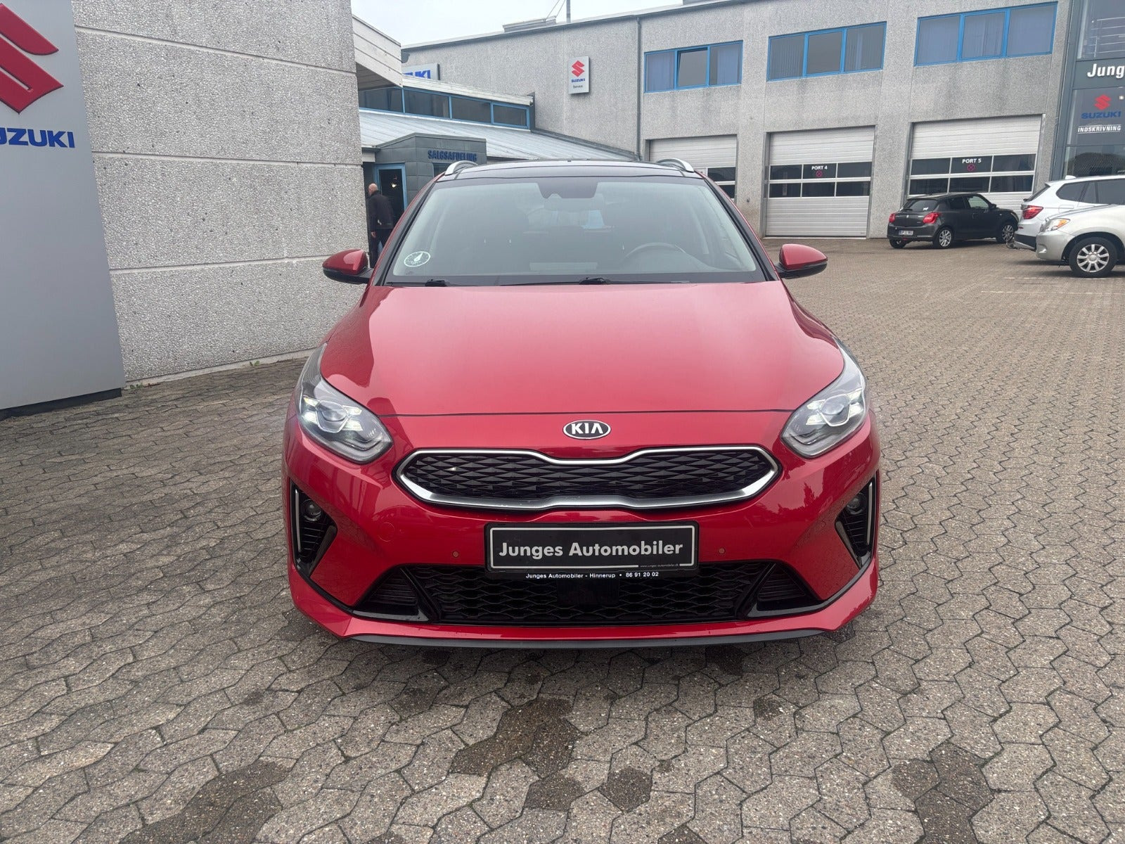 Rød Kia Ceed fra 2021