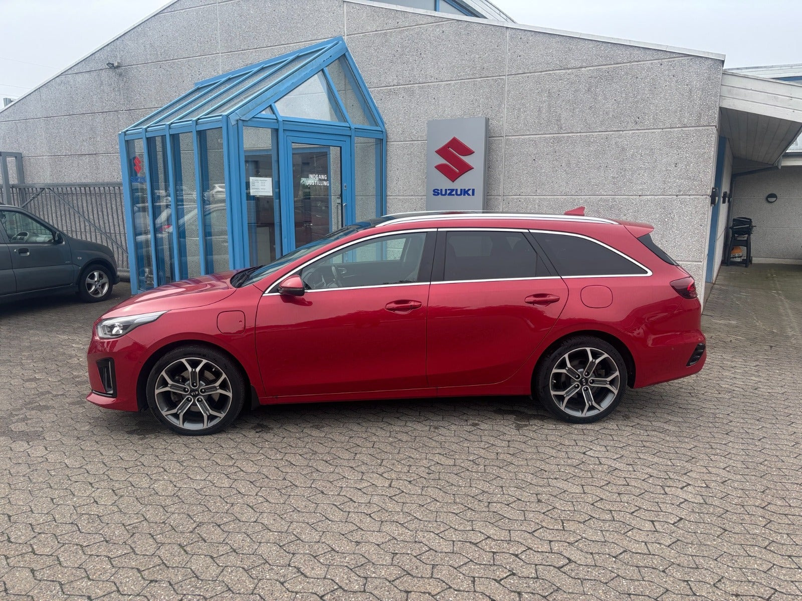 Rød Kia Ceed fra 2021