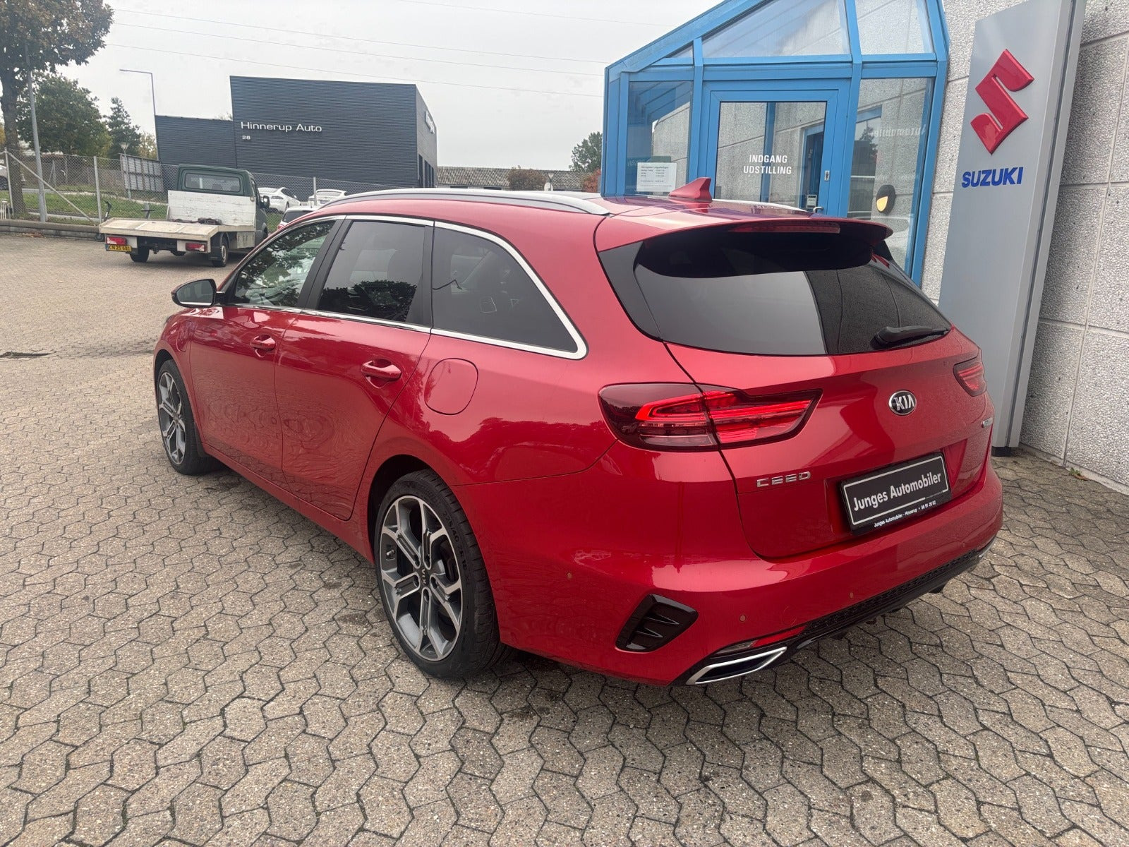 Rød Kia Ceed fra 2021
