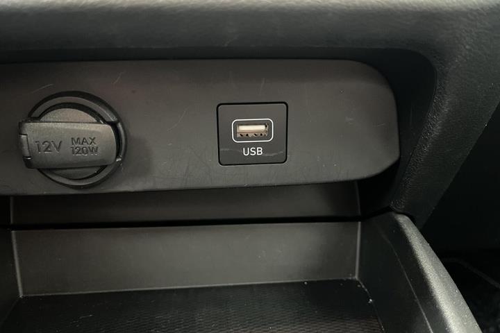 Grå Hyundai i10 fra 2022