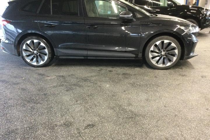 Sort Skoda Enyaq fra 2021