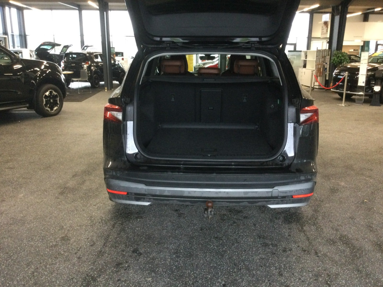 Sort Skoda Enyaq fra 2021