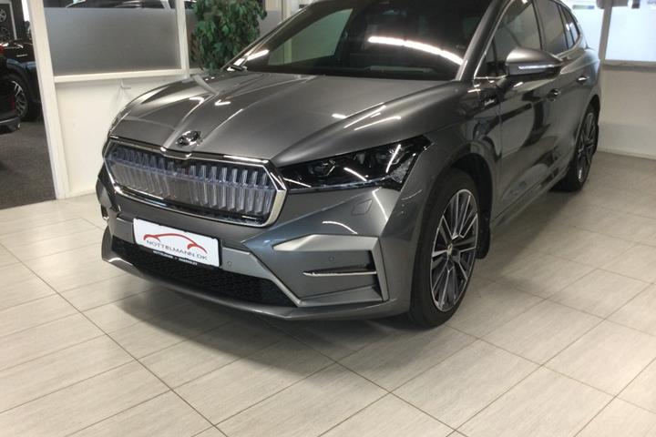Grå Skoda Enyaq fra 2025