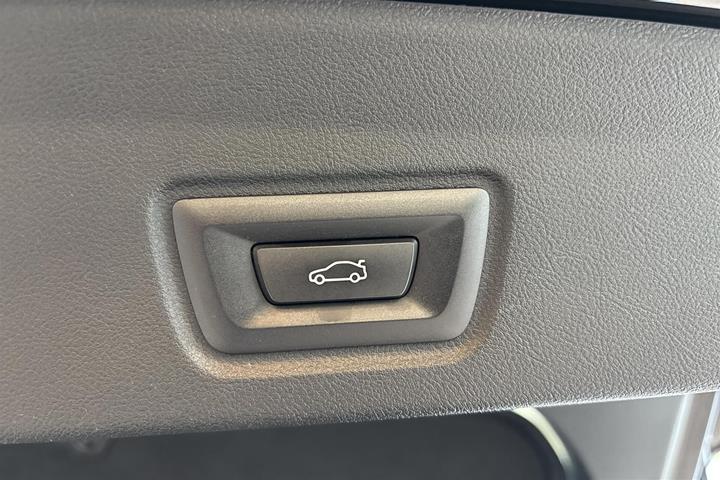 Sort BMW i4 fra 2023
