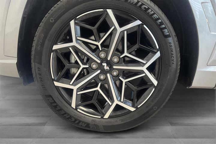 Sølv Hyundai Tucson fra 2023